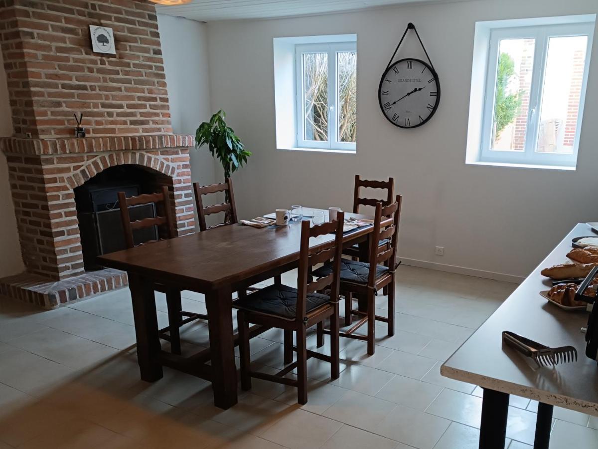 A L'Ombre Des Bois, Chambre Double Vue Jardin Neung-sur-Beuvron Esterno foto